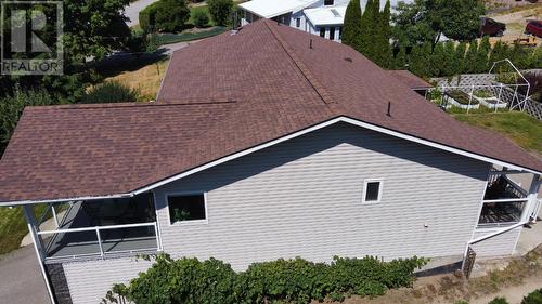 303 Nelson Avenue, Nakusp, BC - Outdoor With Exterior