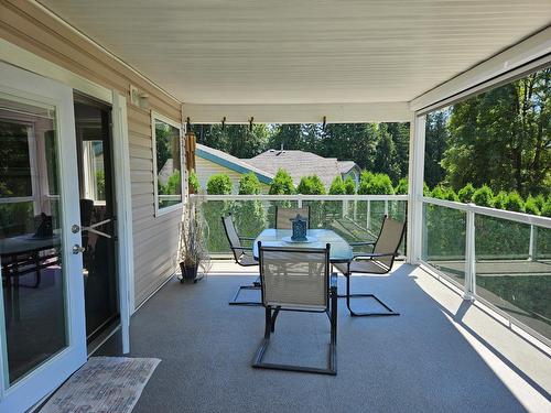 303 Nelson Avenue, Nakusp, BC - Outdoor With Deck Patio Veranda With Exterior