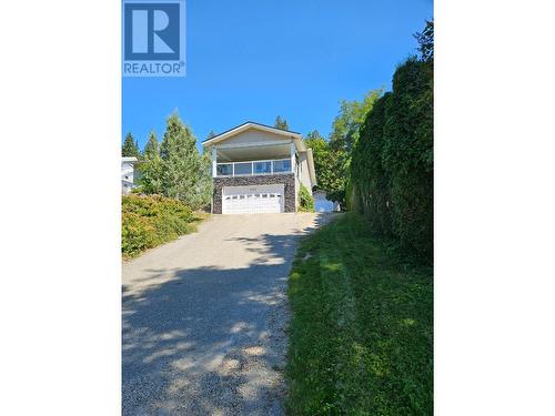 303 Nelson Avenue, Nakusp, BC - Outdoor