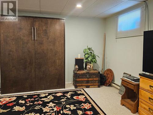 303 Nelson Avenue, Nakusp, BC - Indoor