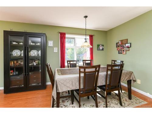1534 Balmoral Ave, Comox, BC - Indoor Photo Showing Dining Room