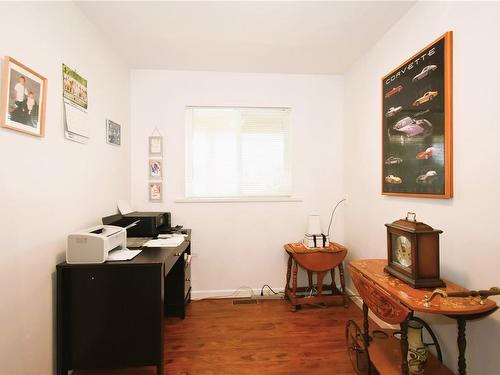 1534 Balmoral Ave, Comox, BC - Indoor Photo Showing Office