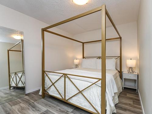 1855 Martini Way, Qualicum Beach, BC - Indoor Photo Showing Bedroom