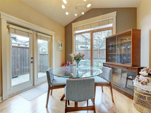 10-630 Brookside Rd, Colwood, BC - Indoor Photo Showing Dining Room
