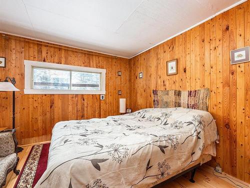 Chambre Ã Â coucher - 38 Ch. White Oak, Saint-Adolphe-D'Howard, QC - Indoor Photo Showing Bedroom