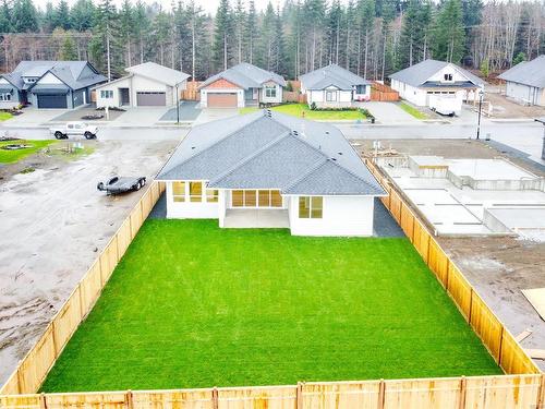 720 Salmonberry St, Campbell River, BC - Outdoor With Facade