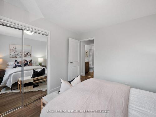 A302-135 Atherley Rd, Orillia, ON - Indoor Photo Showing Bedroom