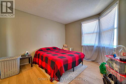 99 Douglas St, Greater Sudbury, ON - Indoor Photo Showing Bedroom
