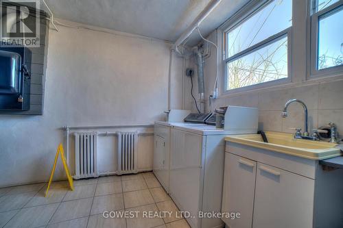 99 Douglas St, Greater Sudbury, ON - Indoor Photo Showing Laundry Room