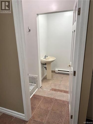 16-24 Waterloo Street, Saint John, NB - Indoor Photo Showing Bathroom