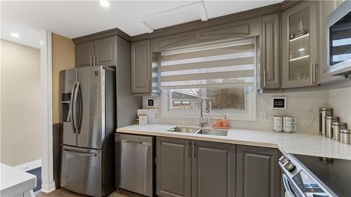 249 Highway 8, Stoney Creek, ON - Indoor Photo Showing Kitchen With Double Sink