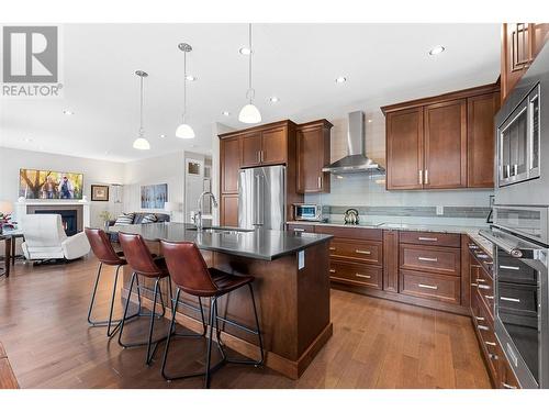 13080 Gibbons Drive, Lake Country, BC - Indoor Photo Showing Kitchen With Upgraded Kitchen