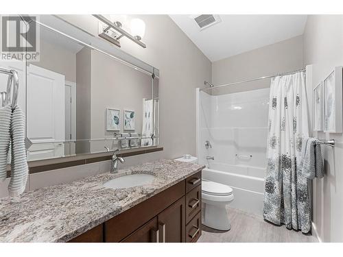 13080 Gibbons Drive, Lake Country, BC - Indoor Photo Showing Bathroom