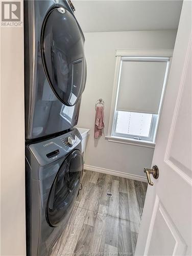 700 Isabelle, Canton Des Basques, NB - Indoor Photo Showing Laundry Room