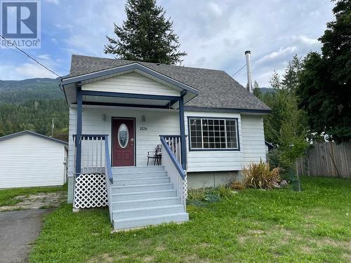 1526 Eastman Avenue, Riondel, BC - Outdoor