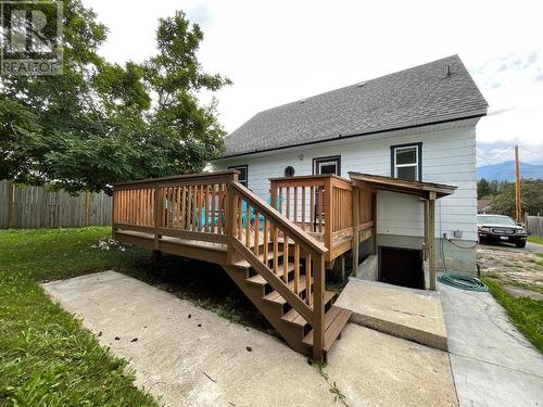 1526 Eastman Avenue, Riondel, BC - Outdoor With Deck Patio Veranda