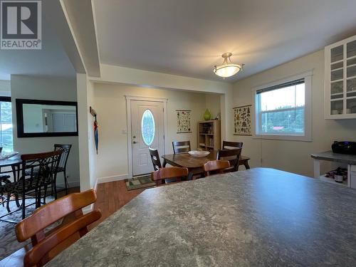 1526 Eastman Avenue, Riondel, BC - Indoor Photo Showing Dining Room