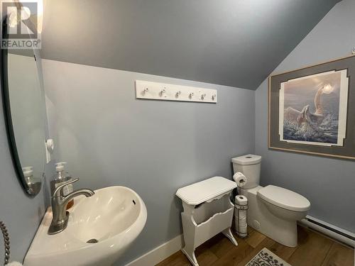 1526 Eastman Avenue, Riondel, BC - Indoor Photo Showing Bathroom