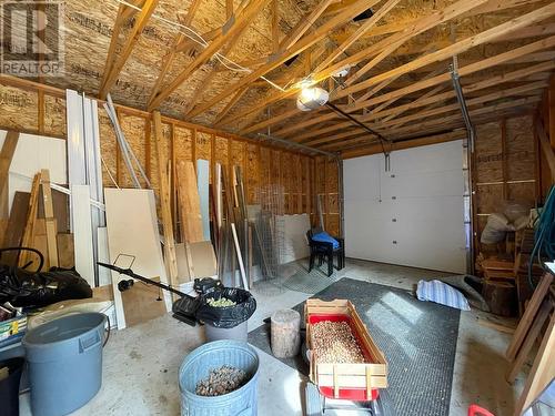 1526 Eastman Avenue, Riondel, BC - Indoor Photo Showing Garage