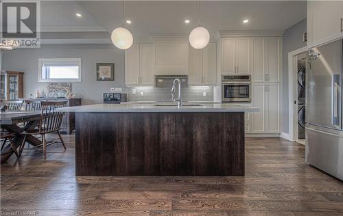 138 Ridgeview Drive, Drayton, ON - Indoor Photo Showing Kitchen With Upgraded Kitchen