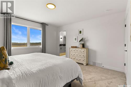 3021 Bellegarde Crescent, Regina, SK - Indoor Photo Showing Bedroom