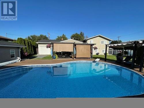 1000 Euclid Road, Kelowna, BC - Outdoor With In Ground Pool With Backyard With Exterior