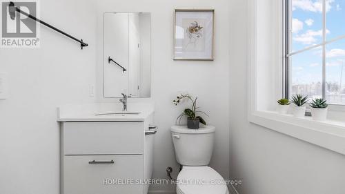 37 Jura Crescent, Brampton, ON - Indoor Photo Showing Bathroom