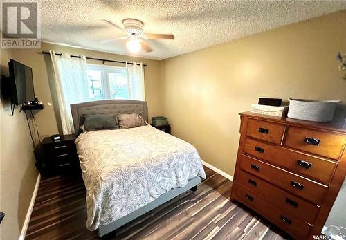 100 Burke Crescent, Swift Current, SK - Indoor Photo Showing Bedroom