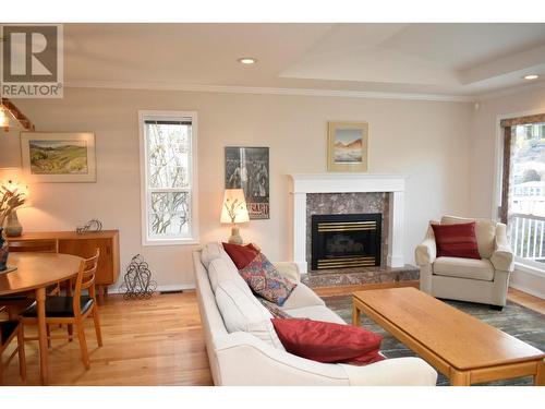 3506 38 Avenue Unit# 108, Vernon, BC - Indoor Photo Showing Living Room With Fireplace