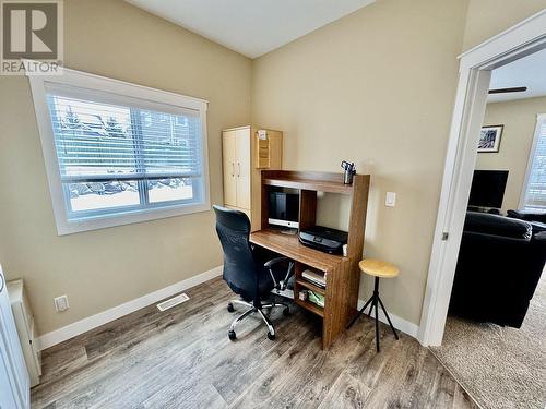 316 Blackstock Road, 100 Mile House, BC - Indoor Photo Showing Office