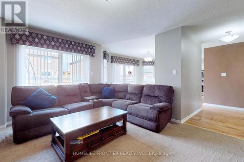 48 Patrick Drive, Barrie, ON - Indoor Photo Showing Living Room