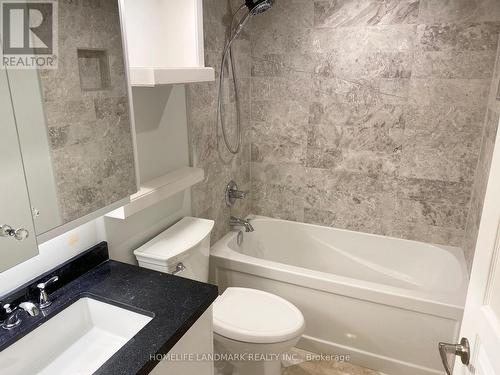 1205 - 509 Beecroft Road, Toronto, ON - Indoor Photo Showing Bathroom