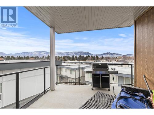 3630 Mission Springs Drive Unit# 406, Kelowna, BC - Outdoor With Exterior