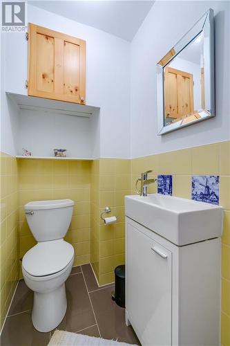15907 Manning Road, Ingleside, ON - Indoor Photo Showing Bathroom