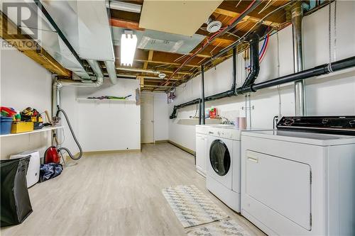 15907 Manning Road, Ingleside, ON - Indoor Photo Showing Laundry Room