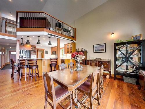 10087 Blower Rd, Port Alberni, BC - Indoor Photo Showing Dining Room