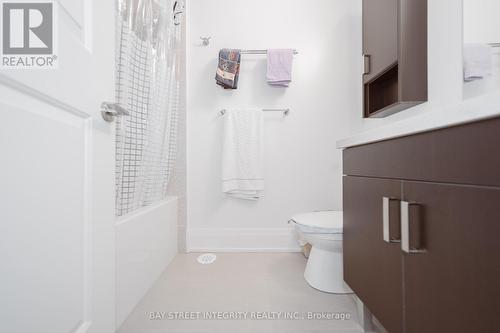 4026 Highway 7  E, Markham, ON - Indoor Photo Showing Bathroom