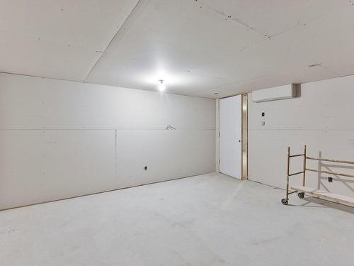 Basement - 30 Rg De L'Annonciation, Oka, QC - Indoor Photo Showing Garage