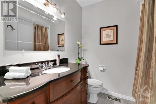 MAIN FLOOR | full bathroom, quartz vanity top - 1417 Duford Drive, Orleans, ON - Indoor Photo Showing Bathroom