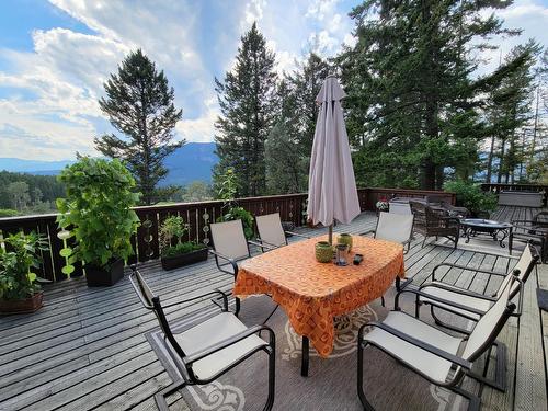 5041 Hewitt Road, Edgewater, BC - Outdoor With Deck Patio Veranda