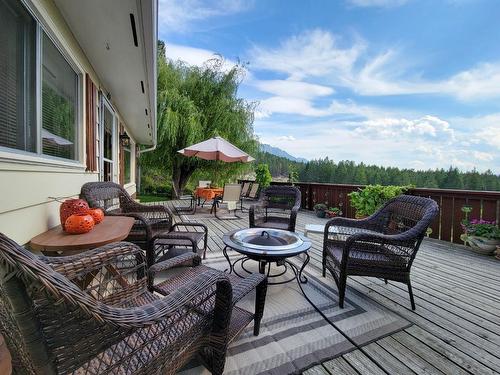 5041 Hewitt Road, Edgewater, BC - Outdoor With Deck Patio Veranda