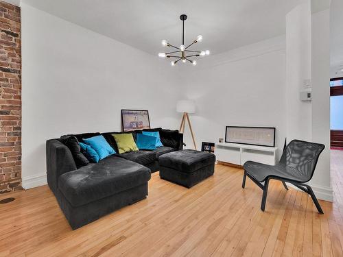 Living room - 5757 Rue Clark, Montréal (Le Plateau-Mont-Royal), QC - Indoor Photo Showing Other Room