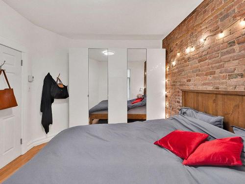 Master bedroom - 5757 Rue Clark, Montréal (Le Plateau-Mont-Royal), QC - Indoor Photo Showing Bedroom