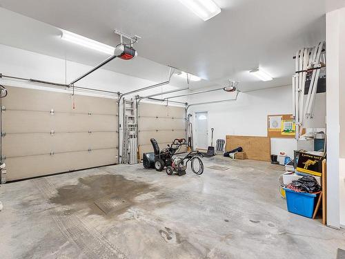 Garage - 2999 Ch. Montpetit, Magog, QC - Indoor Photo Showing Garage