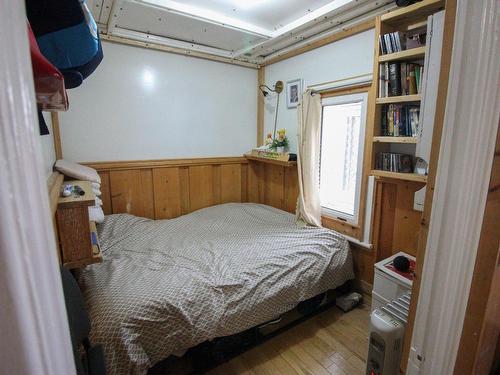 Logement - 4033 Ch. Royal, Saint-Jean-De-L'Île-D'Orléans, QC - Indoor Photo Showing Bedroom