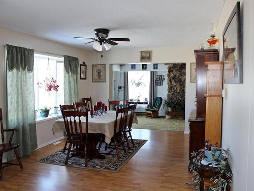 219 Second Street, Rainy River, ON - Indoor Photo Showing Dining Room
