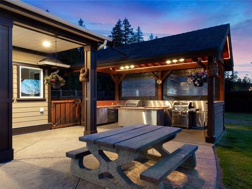 2710 Clover Close, Nanaimo, BC - Outdoor With Deck Patio Veranda