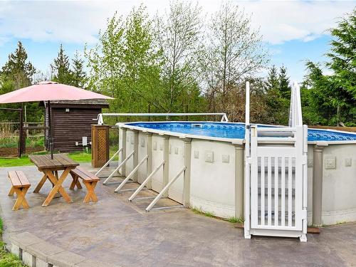 2710 Clover Close, Nanaimo, BC - Outdoor With Above Ground Pool