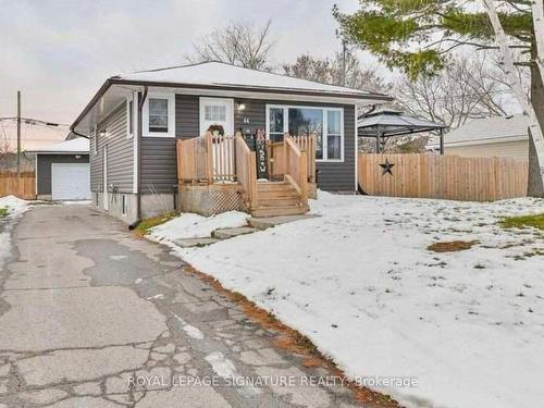 44 Leopold St, Quinte West, ON - Outdoor