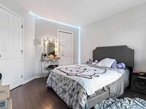Chambre Ã Â coucher - 3-5865 Boul. Chevrier, Brossard, QC - Indoor Photo Showing Bedroom
